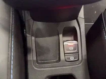 Photo 68 Renault Clio  E-Tech full hybrid 145 ch GSR2