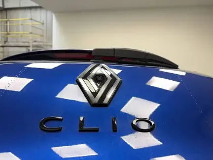 Photo 18 Renault Clio  E-Tech full hybrid 145 ch GSR2