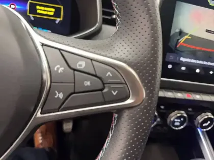 Photo 75 Renault Clio  E-Tech full hybrid 145 ch GSR2