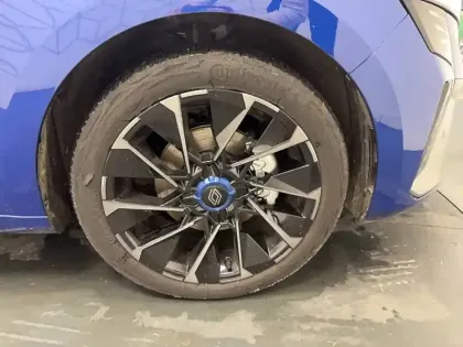 Photo 12 Renault Clio  E-Tech full hybrid 145 ch GSR2