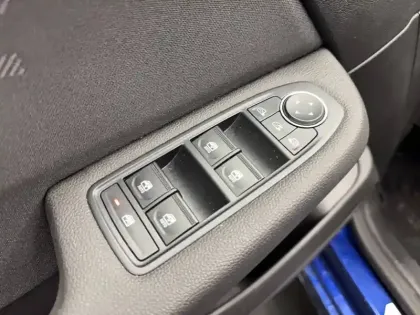 Photo 67 Renault Clio  E-Tech full hybrid 145 ch GSR2