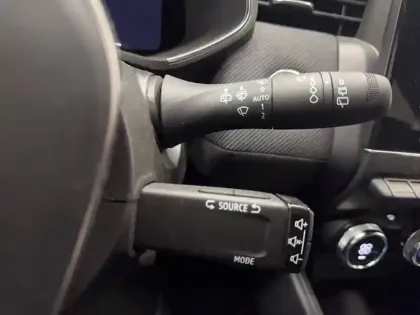 Photo 123 Renault Clio  E-Tech full hybrid 145 ch GSR2