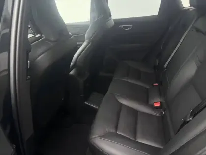 Photo 5 Volvo Xc60  T6 AWD Hybride rechargeable 253 ch+145 ch Geartronic 8