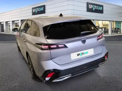 Photo 29 Peugeot 308  SW Hybrid 145 e-DCS6 Allure