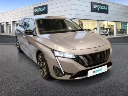 Photo 28 Peugeot 308  SW Hybrid 145 e-DCS6 Allure