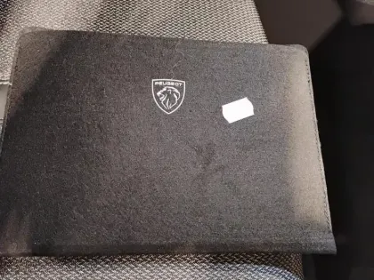 Photo 15 Peugeot 308  SW Hybrid 145 e-DCS6 Allure