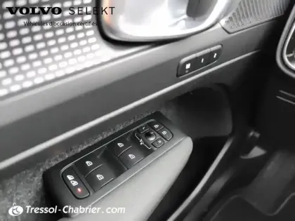 Photo 19 Volvo Xc40  B3 163 ch DCT7 Ultra