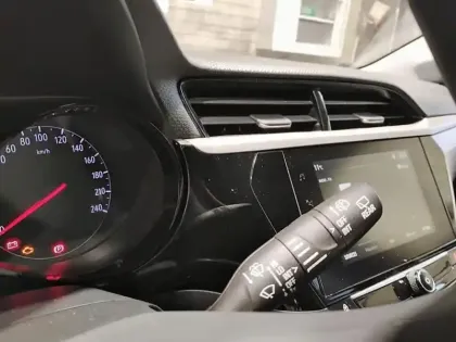 Photo 17 Opel Corsa  1.2 Turbo 100 ch BVM6 Edition