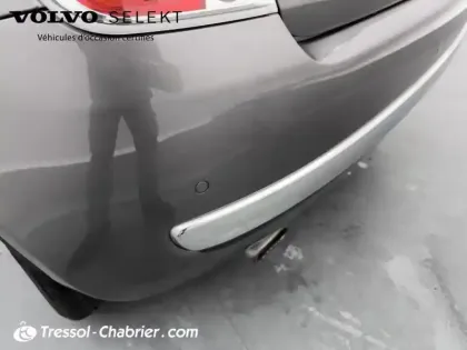 Photo 25 Volvo V60  B4 197 ch DCT7 Plus Style Dark