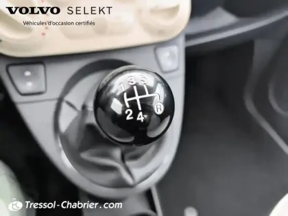 Photo 23 Volvo V60  B4 197 ch DCT7 Plus Style Dark