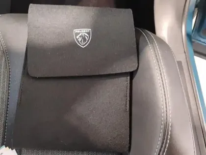 Photo 15 Peugeot 5008  PureTech 130ch S&S EAT8 Allure Pack