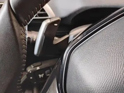 Photo 16 Peugeot 5008  PureTech 130ch S&S EAT8 Allure Pack