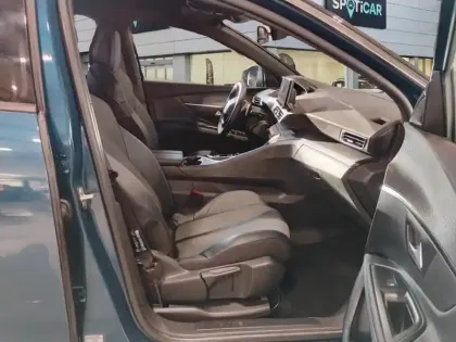 Photo 8 Peugeot 5008  PureTech 130ch S&S EAT8 Allure Pack