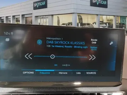 Photo 10 Peugeot 5008  PureTech 130ch S&S EAT8 Allure Pack