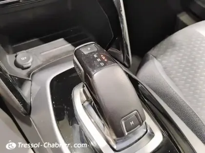 Photo 23 Peugeot 2008  PureTech 130 S&S EAT8 Allure