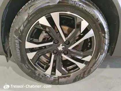 Photo 14 Peugeot 2008  PureTech 130 S&S EAT8 Allure