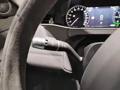 Photo 16 Land rover Range Rover Evoque  Mark I P300e PHEV AWD BVA8