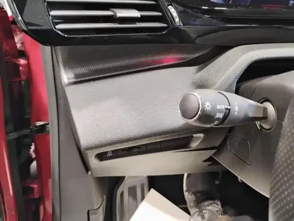 Photo 16 Peugeot 308  BlueHDi 130ch S&S EAT8 GT Pack