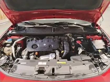 Photo 6 Peugeot 308  BlueHDi 130ch S&S EAT8 GT Pack