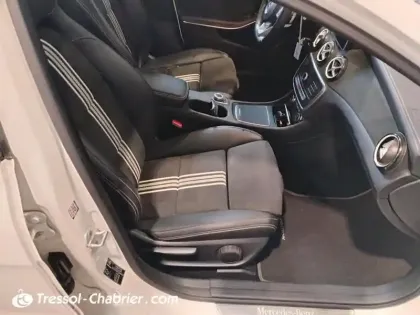 Photo 7 Mercedes Classe A  180 7G-DCT Sport Edition