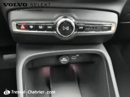 Photo 12 Volvo Xc40  B3 163 ch DCT7 Plus