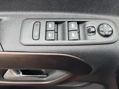 Photo 19 Peugeot Rifter  Long BlueHDi 100 BVM5 GT Line