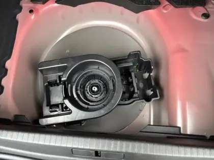 Photo 26 Peugeot 208  Hybrid 110 e-DCS6 Allure