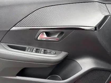 Photo 24 Peugeot 208  Hybrid 110 e-DCS6 Allure