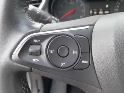 Photo 18 Opel Grandland X  1.2 Turbo 130 ch BVA8 GS Line