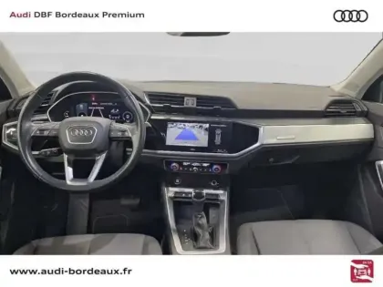 Photo 8 Audi Q3 35 TFSI 150 ch S tronic 7 Design