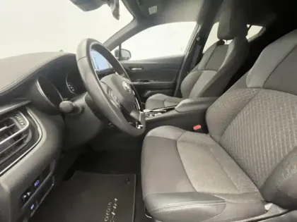 Photo 12 Toyota C-HR 1.8 Hybride 122 Edition