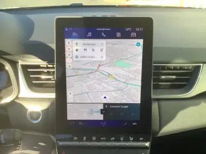 Photo 14 Renault Symbioz Nouveau E-Tech full hybrid 145 Techno