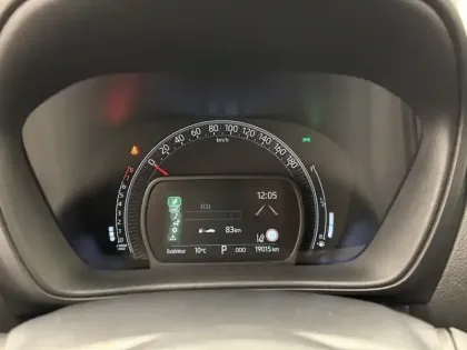 Photo 25 Toyota Aygo 1.0 S-CVT 72 Design Pack Zen + Radars AV/AR