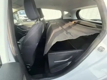 Photo 8 Ford Fiesta 1.0 EcoBoost 125ch mHEV Titanium Business 5p