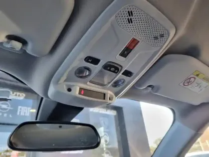 Photo 17 Peugeot 2008 II PureTech 130 S&S EAT8 ACTIVE BUSINESS