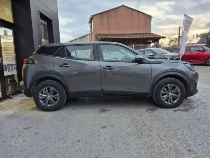 Photo 35 Peugeot 2008 II PureTech 130 S&S EAT8 ACTIVE BUSINESS