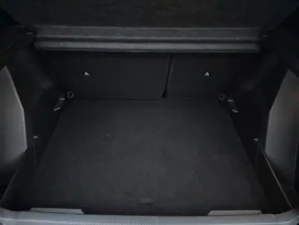 Photo 33 Peugeot 2008 II PureTech 130 S&S EAT8 ACTIVE BUSINESS