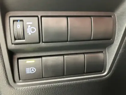 Photo 16 Toyota Yaris 1.5 HYBRID 116H DYNAMIC