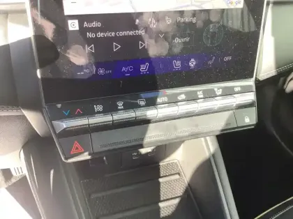 Photo 15 Renault Symbioz Nouveau E-Tech full hybrid 145 Iconic