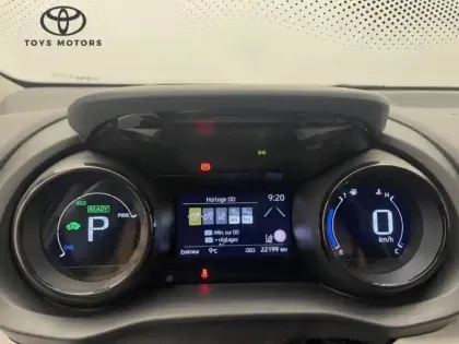 Photo 23 Toyota Yaris Hybride 116h Iconic