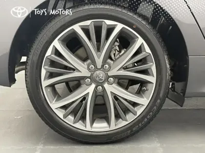 Photo 12 Toyota Yaris Hybride 116h Iconic