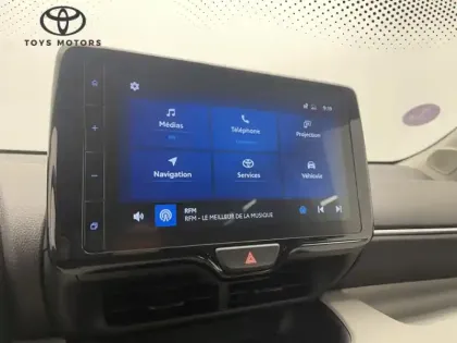 Photo 14 Toyota Yaris Hybride 116h Iconic