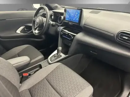 Photo 9 Toyota Yaris 1.5 HYBRID 116H DESIGN