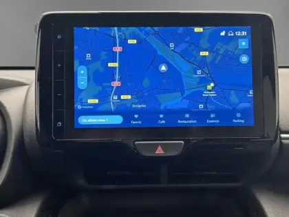 Photo 11 Toyota Yaris 1.5 HYBRID 116H DESIGN