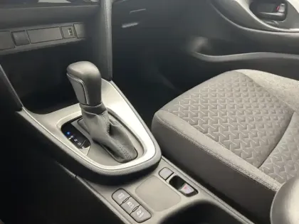 Photo 14 Toyota Yaris 1.5 HYBRID 116H DESIGN