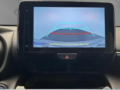 Photo 10 Toyota Yaris 1.5 HYBRID 116H DESIGN