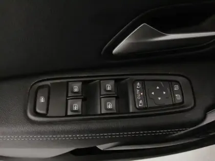 Photo 12 Dacia Duster  1.0 ECO-G 100ch Journey + 4x2