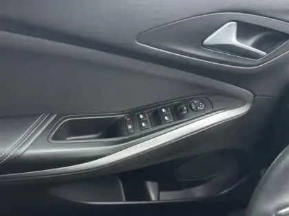 Photo 11 Opel Grandland  1.2 Turbo 130ch Elegance Business BVA8