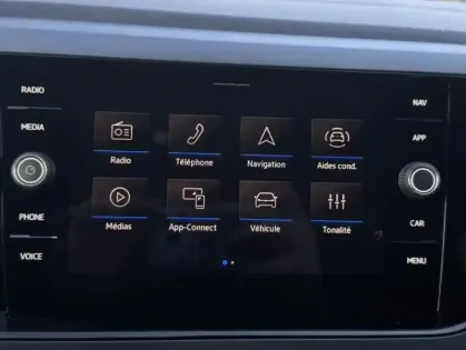 Photo 10 Volkswagen Taigo  1.5 TSI 150ch R-Line Edition DSG7