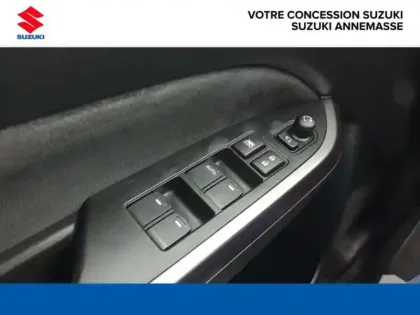 Photo 13 Suzuki Vitara  1.5 Dualjet Hybrid 115ch Style Auto Allgrip